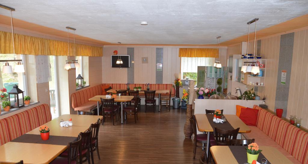 Casa Montana Hotel Niedernsill Ngoại thất bức ảnh